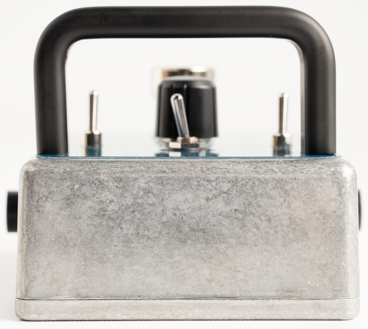 PURE CLEAN BOOSTER FOR BASS / CB-1B: エフェクター｜三木楽器公式