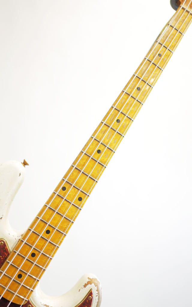 Master Built Series 1960 Jazz Bass Heavy Relic Olympic White by Jason Smith