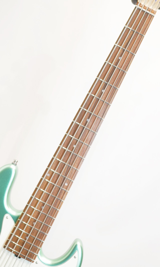 Metroline ML21 VJ5 ALD / Sage Green Metallic Satin