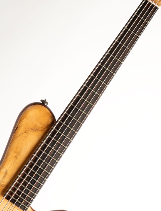 The Single Cut J Custom 33"