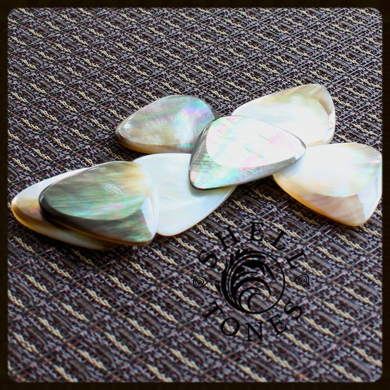 SHELL TONES Mixed Tin of 4 / Gift Box入り4種×1枚パック Gift Box入り4種 梅田店