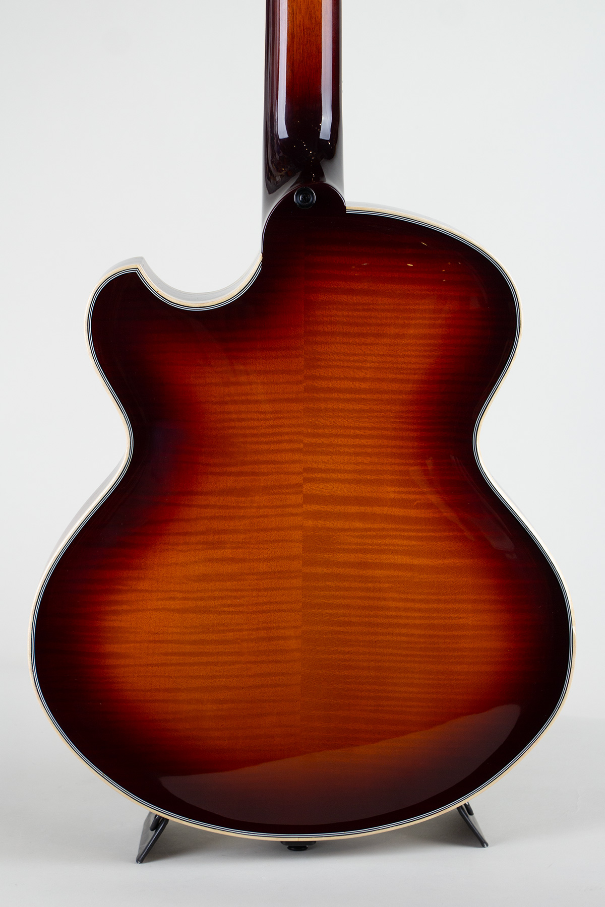 Model 14 Archtop 2 Pickup Tabacco Burst High Gloss Topcoat