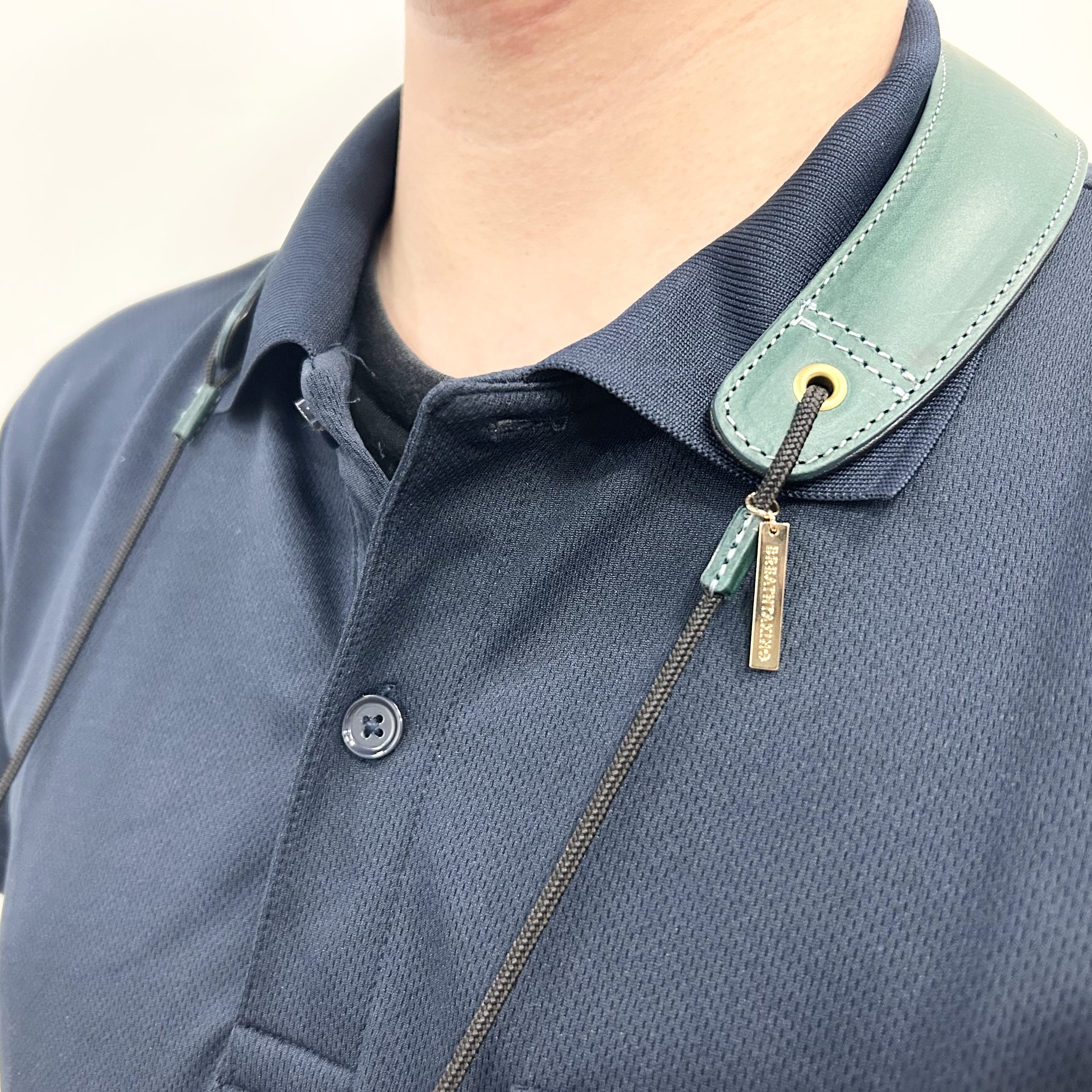 ブレステイキングサックスストラップ三木楽器200周年限定カラー【オーシャンブルー×ブラック Mサイズ】 ブラック M Wind Forest