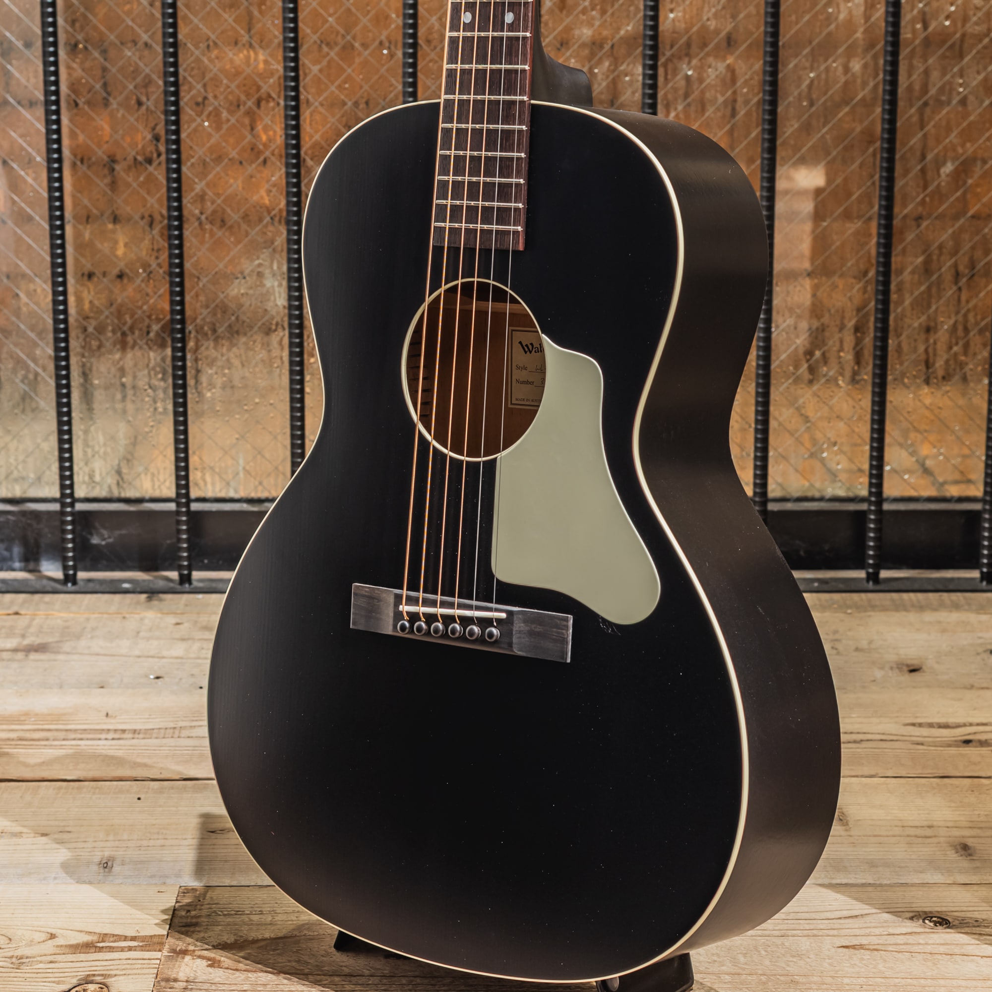 WL-14X Jet Black