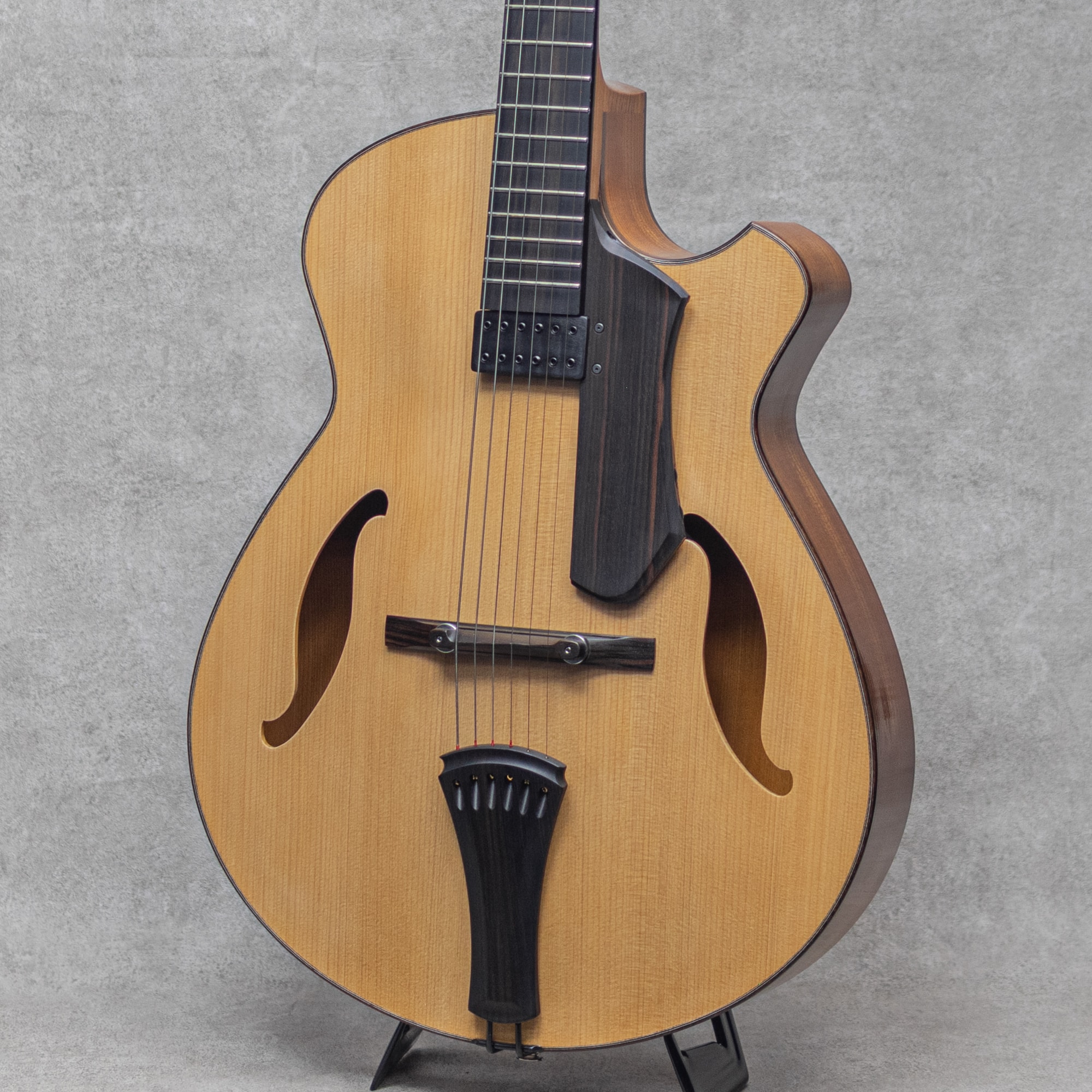 Archtop 16 Prototype Aomori Hiba / Keyaki