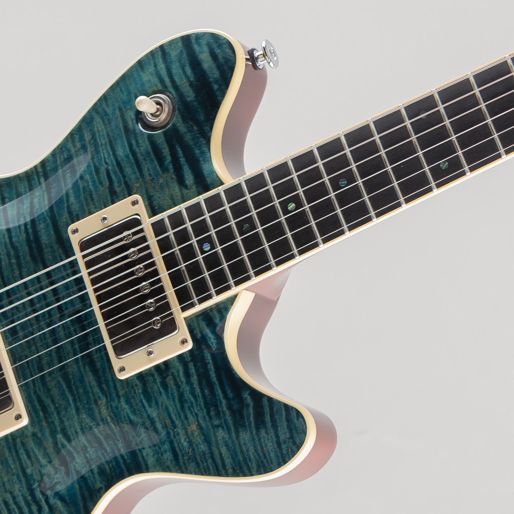 Arc-STD VS-100N 5A Quilt Maple Top / Arctic Blue