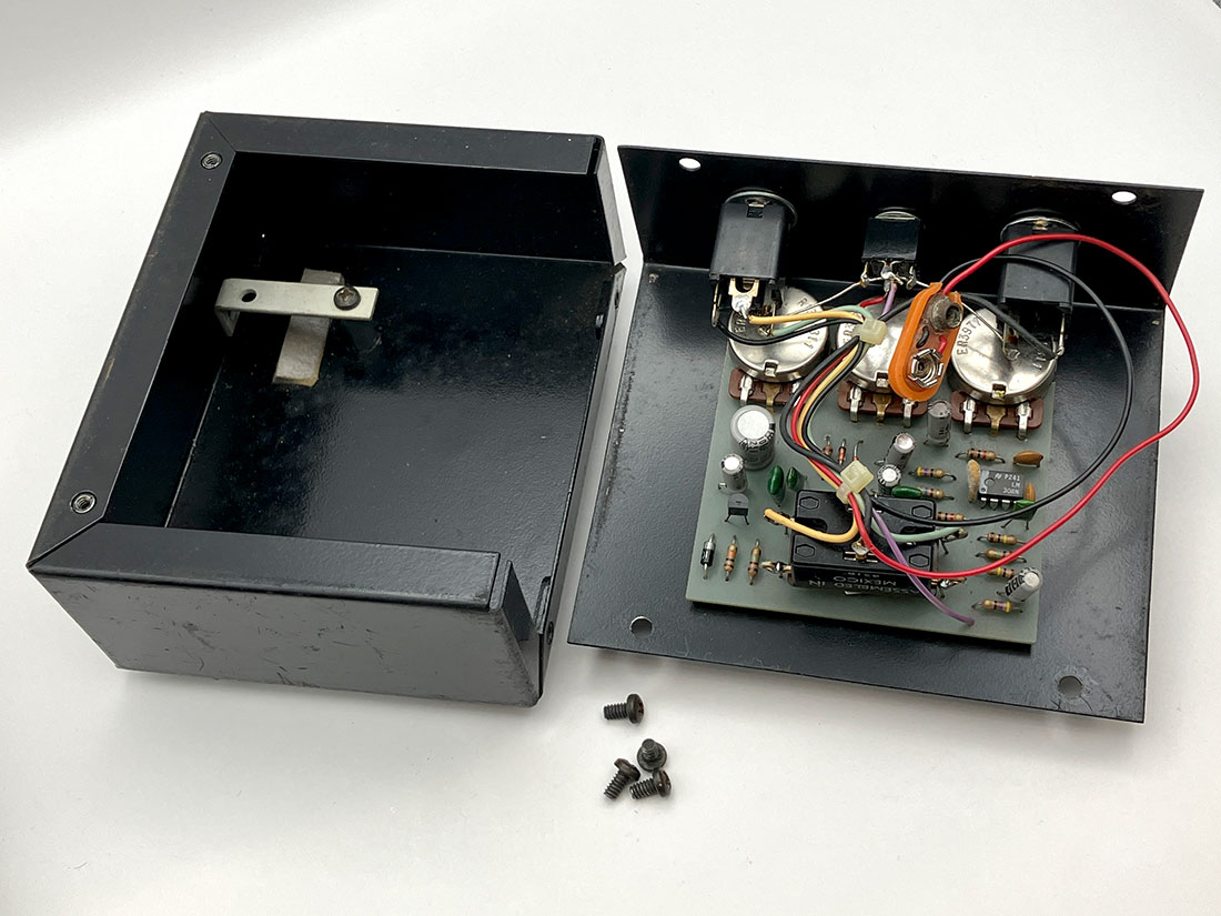 RAT Large Box 1983: エフェクター｜三木楽器公式通販サイト