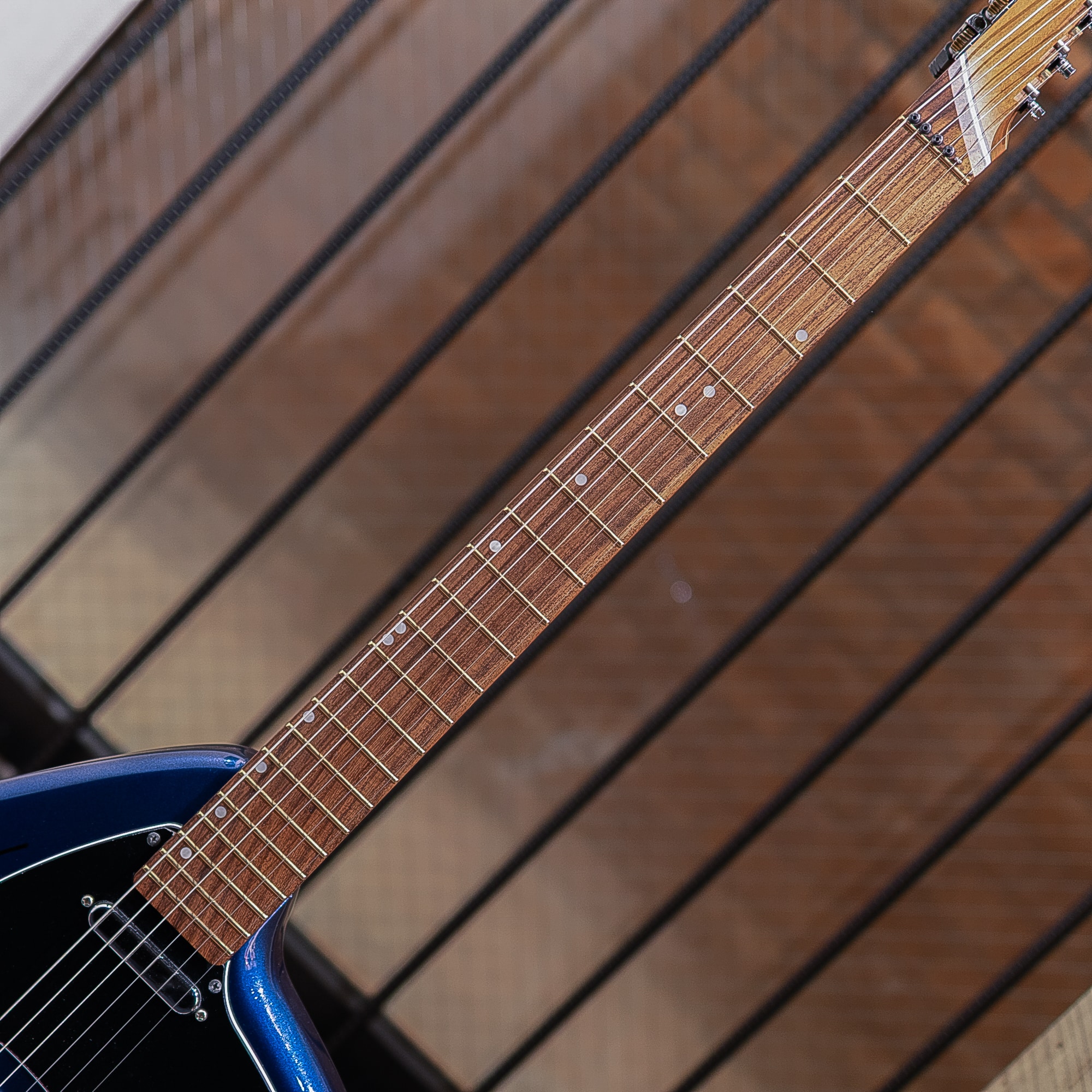 sTele Ash Offshore Blue Metallic S/N:SKJ063