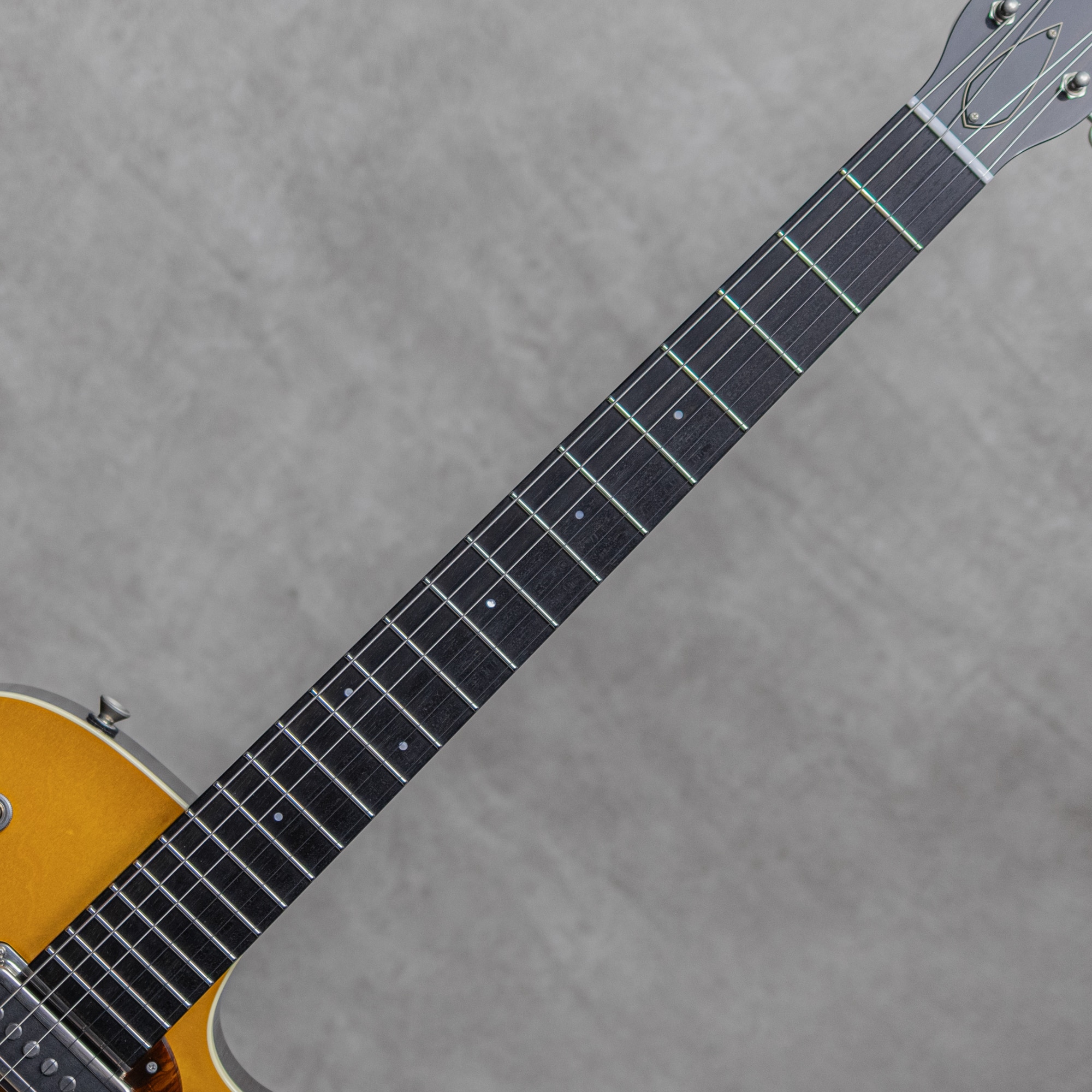 470JL Antique Blonde / 2023