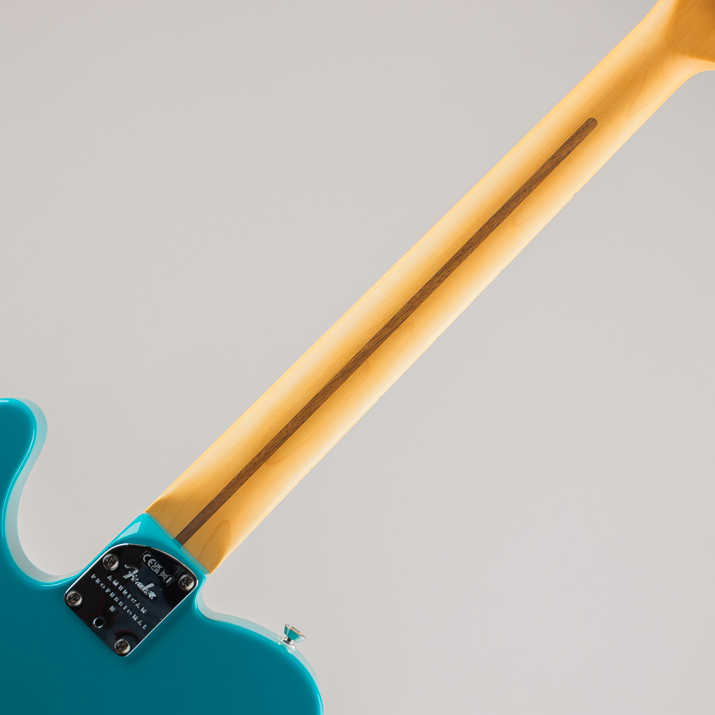 American Professional II Telecaster /Miami Blue/Maple Fingerboard