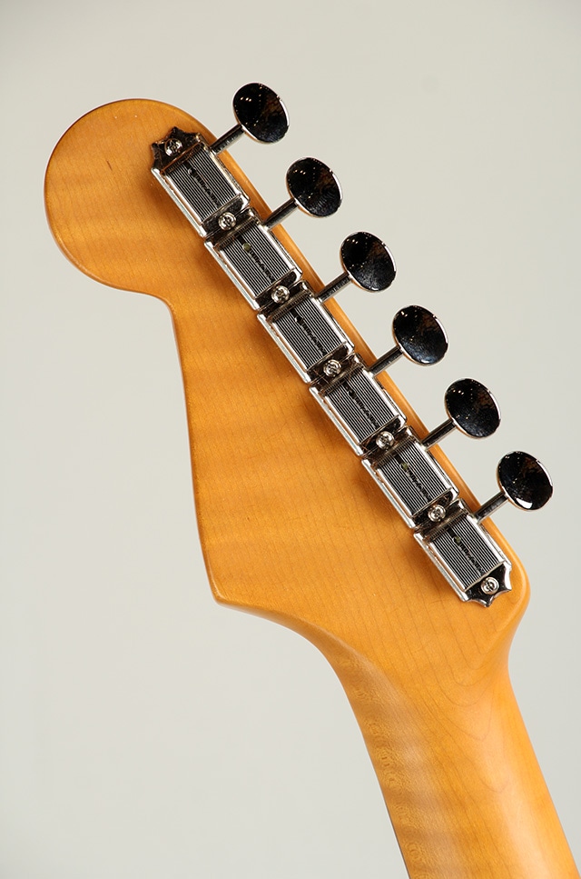 Limited Edition American Vintage II 1961 Stratocaster 3A RW Fiesta Red【S/N V2553630】