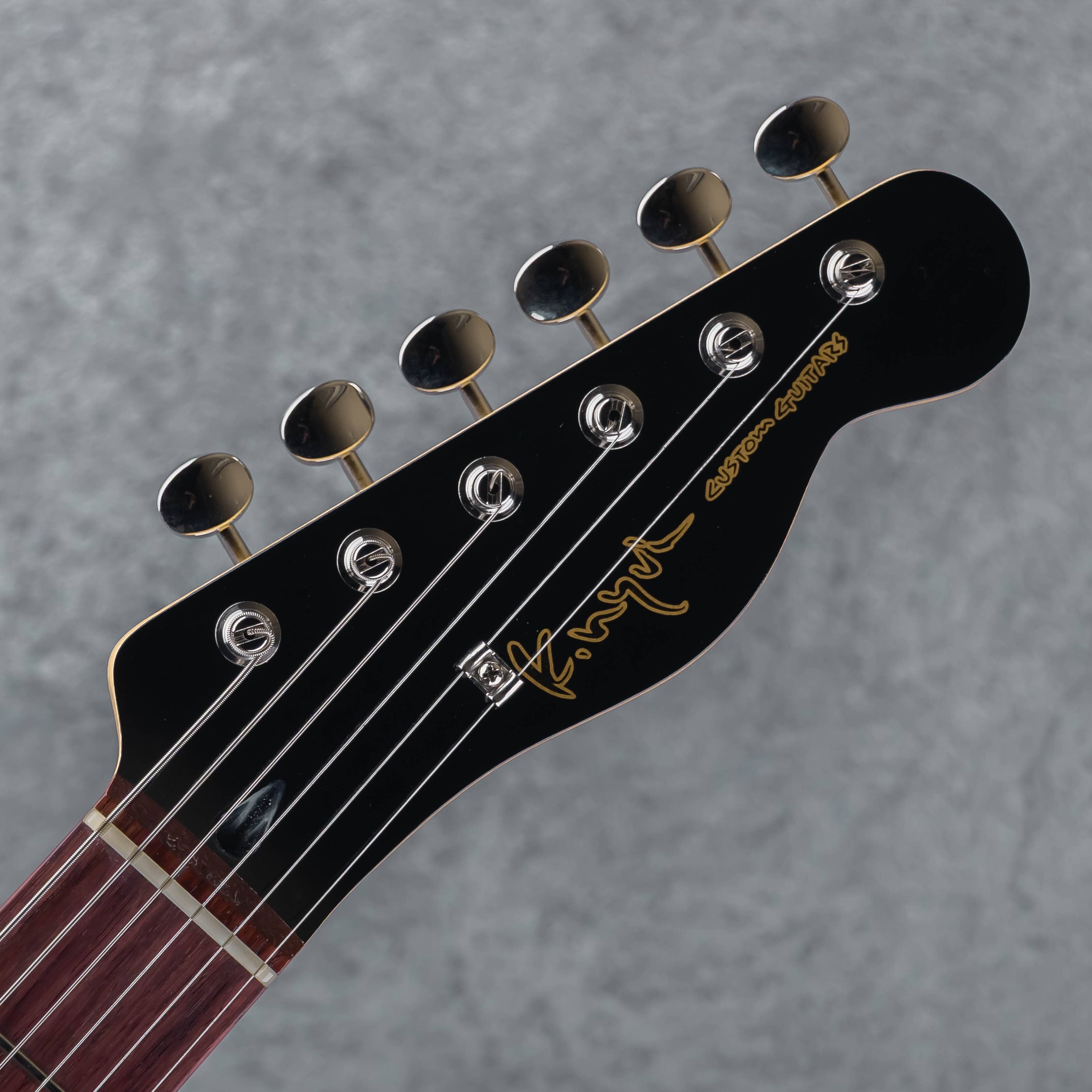 KNTE Black with Matching Head: エレキギター｜三木楽器公式通販サイト