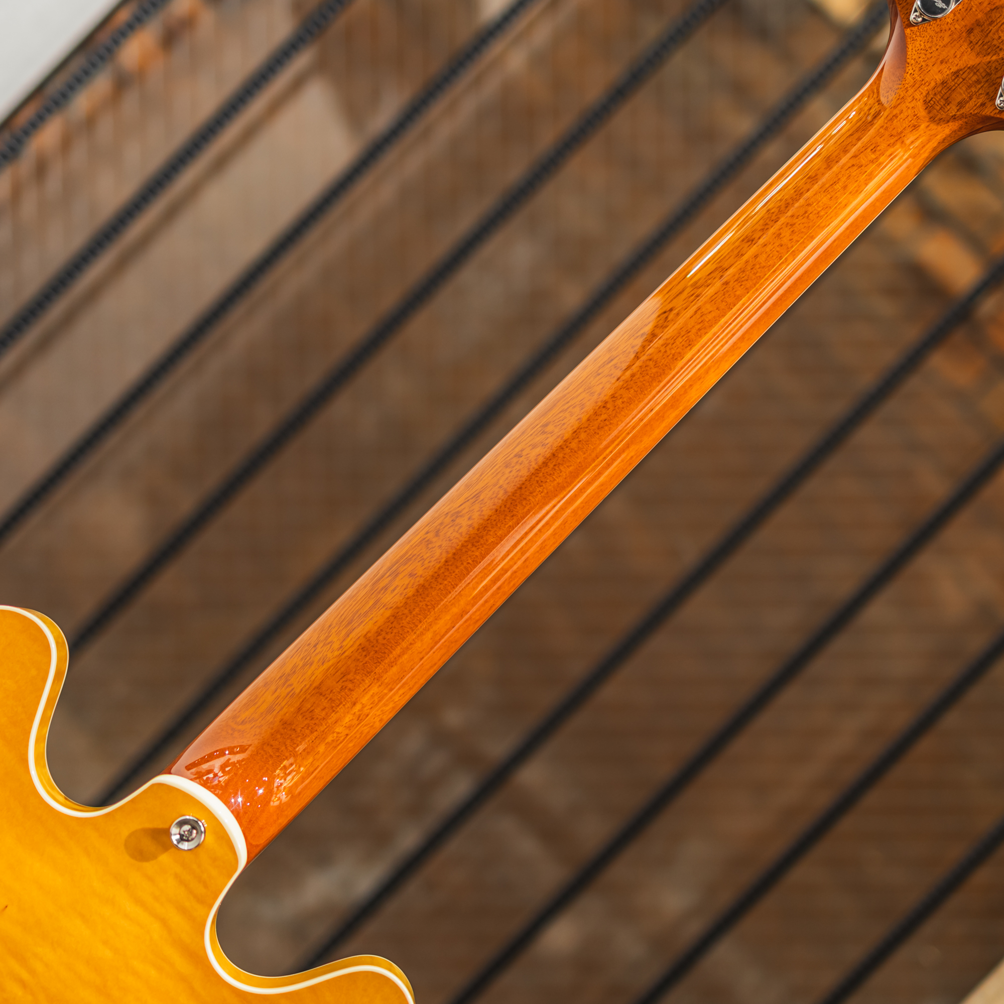 I-30LC Custom w/ Lollar Imperial Humbucker Blonde