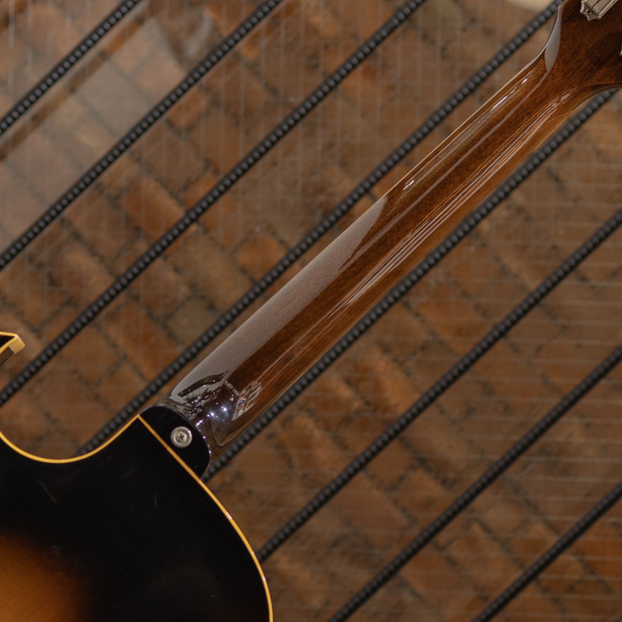 ES-175 Sunburst / Circa 1956