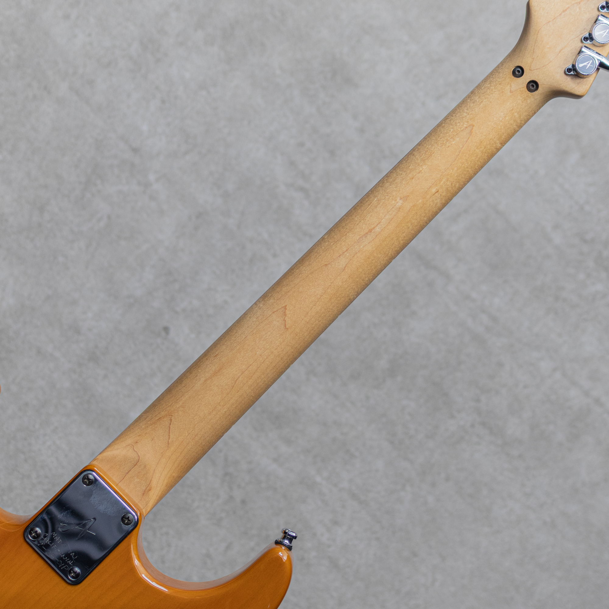 Drop Top Classic Translucent Amber / 2001