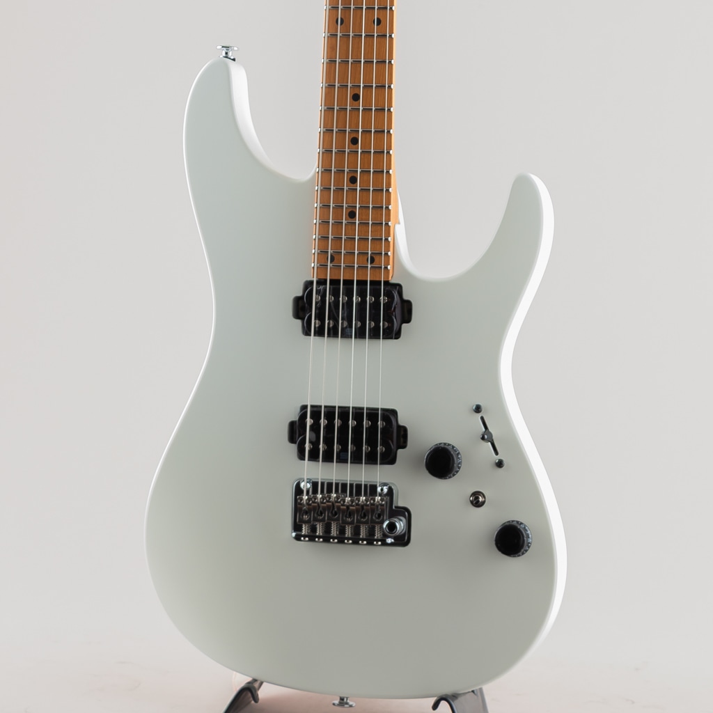 AZ2402 / Pearl White Flat