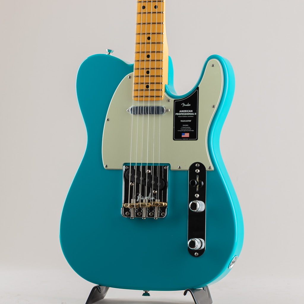 American Professional II Telecaster /Miami Blue/Maple Fingerboard