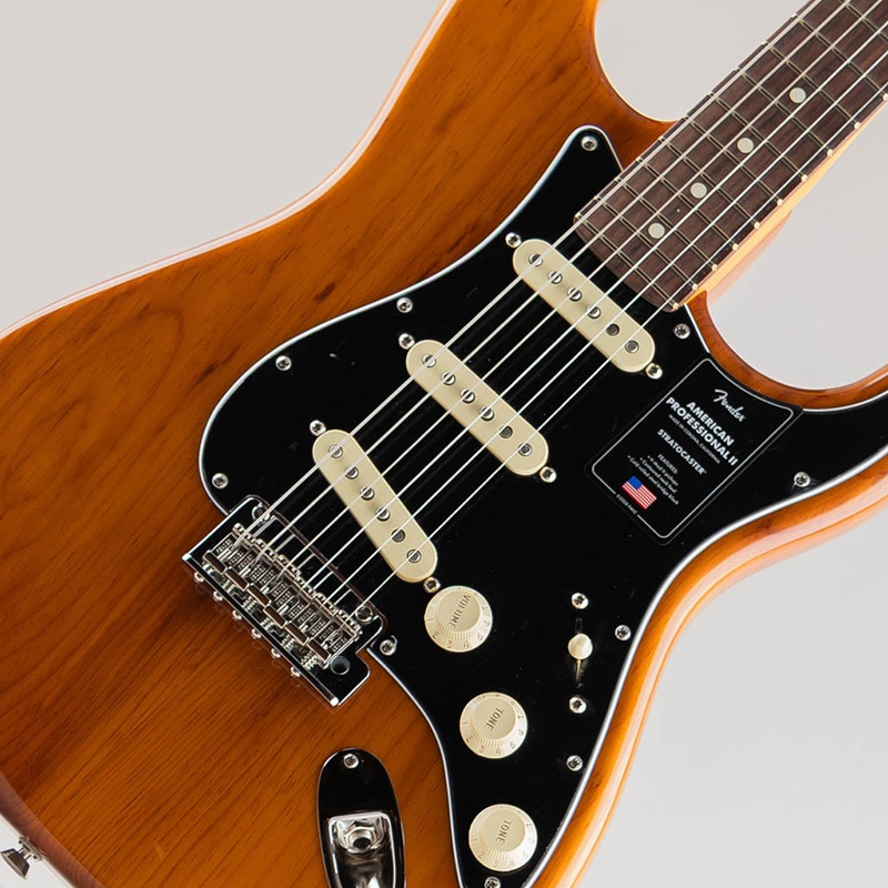 American Professional II Stratocaster /Roasted Pine/Rosewood Fingerboard