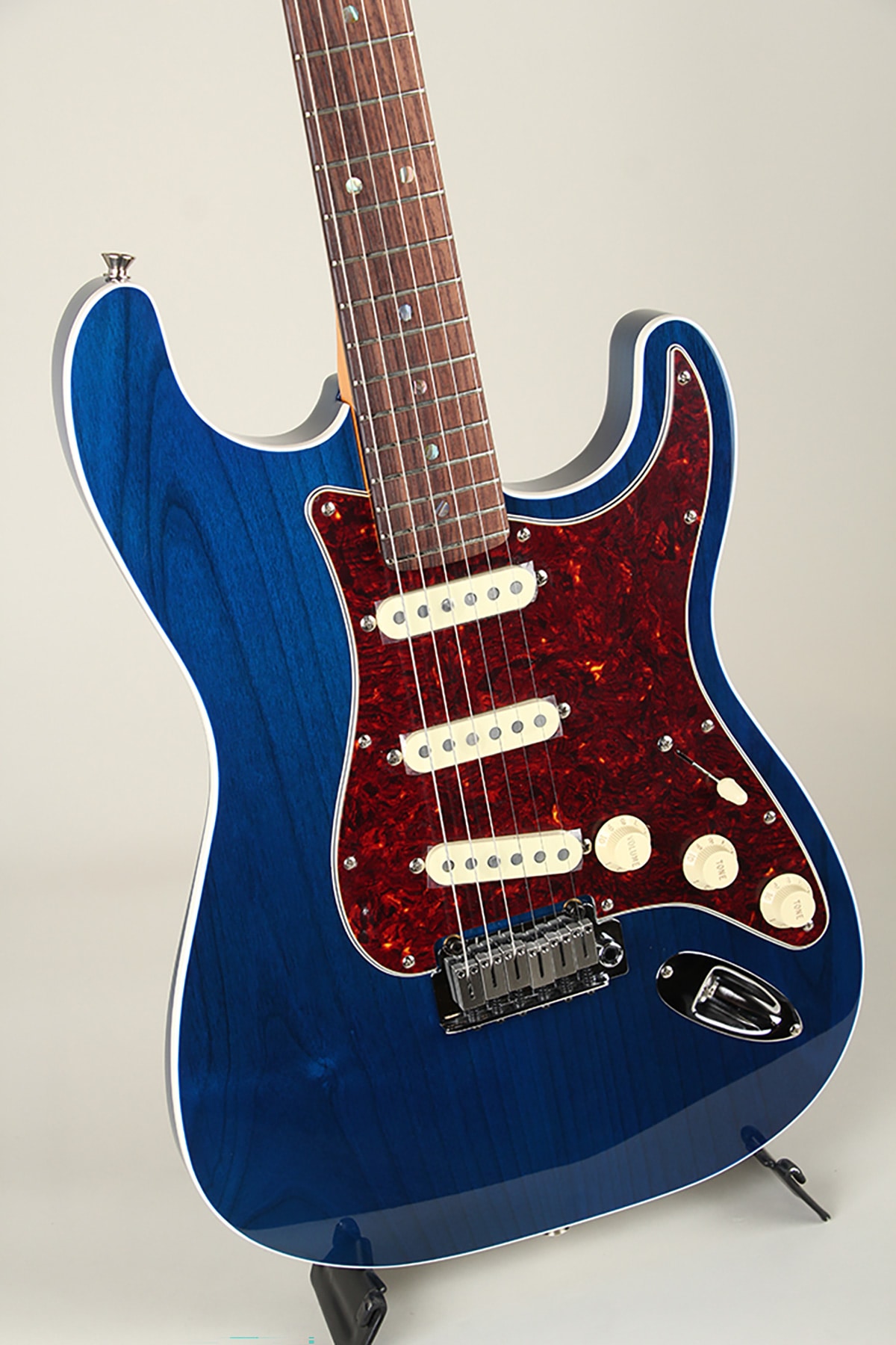 Made in Japan Limited Active Modern Stratocaster RW Sapphire Blue Trans【S/N JD26015635】