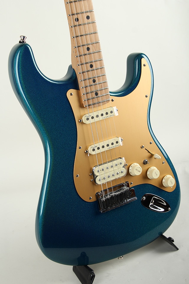 American Ultra II Stratocaster HSS Roasted Maple Aurora 【S/N US25000946】
