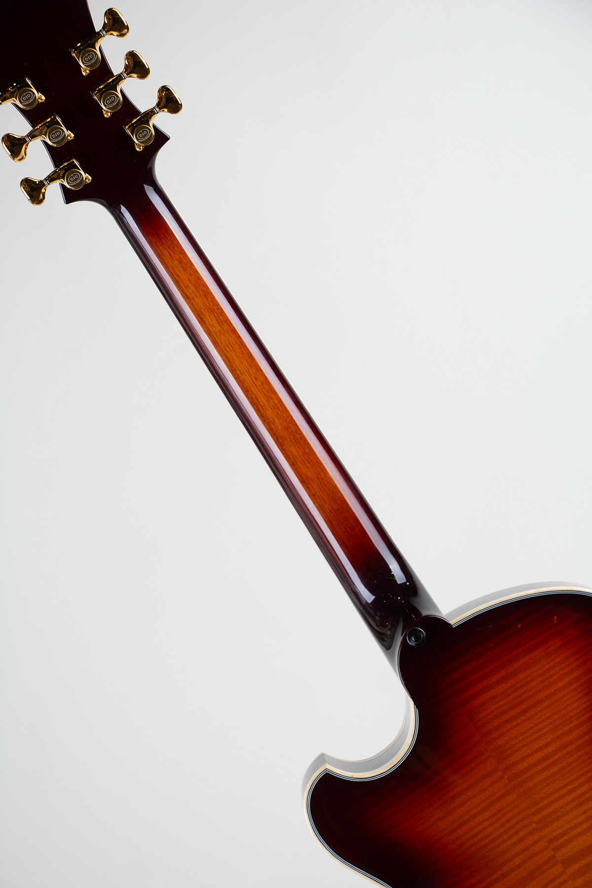 Model 14 Archtop 2 Pickup Tabacco Burst High Gloss Topcoat