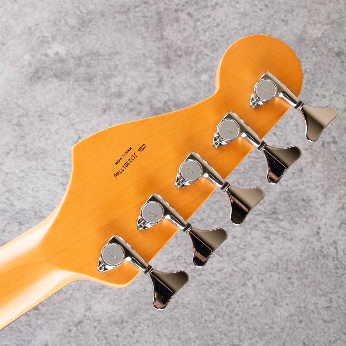 Deluxe Jazz Bass V Kazuki Arai Edition Black 2023: ベース｜三木