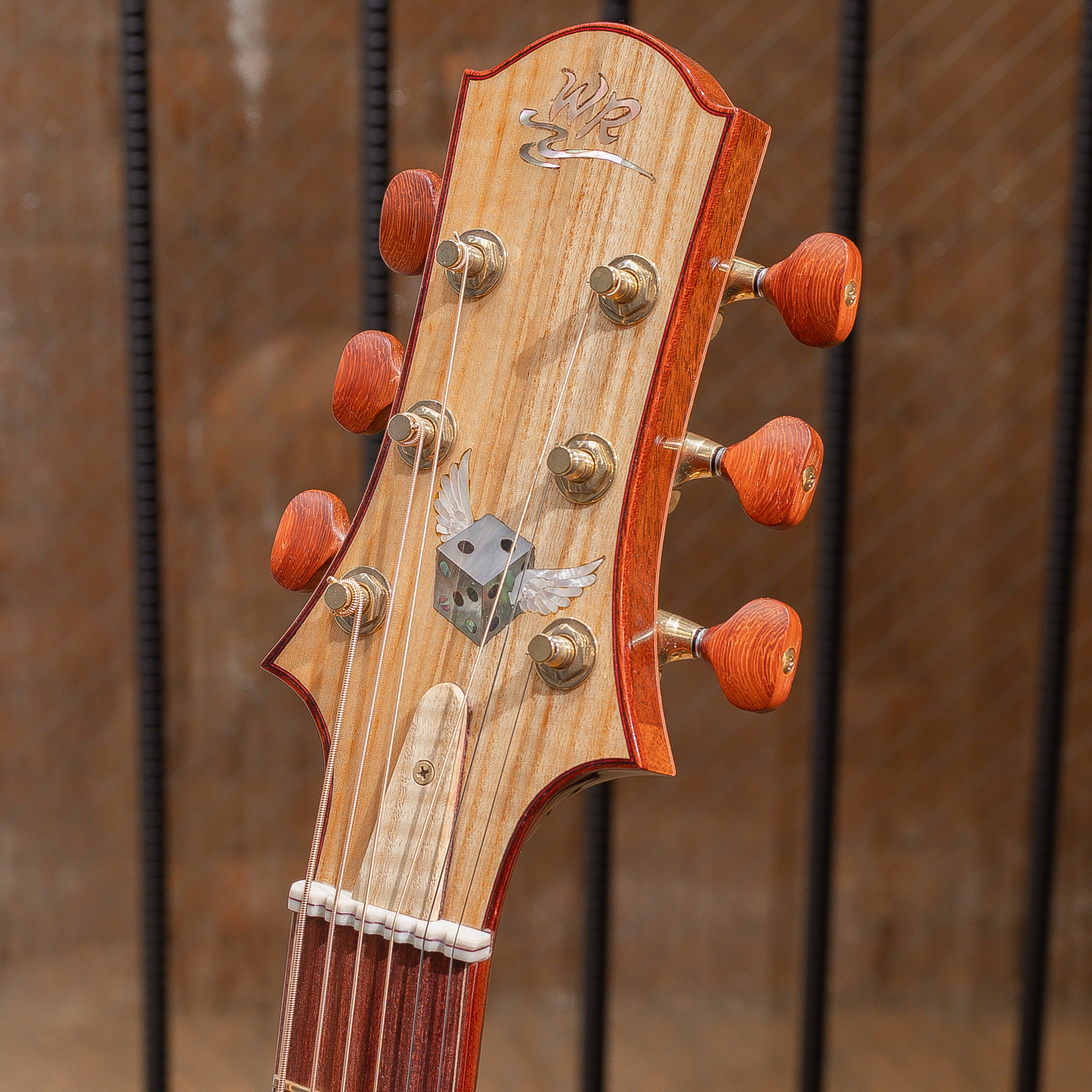 Watanabe Kazumi Model Curly White Ash -30th Anniversary-