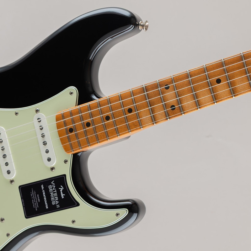 Limited Edition Vintera II Road Worn '60s Stratocaster /Black/Maple Fingerboard