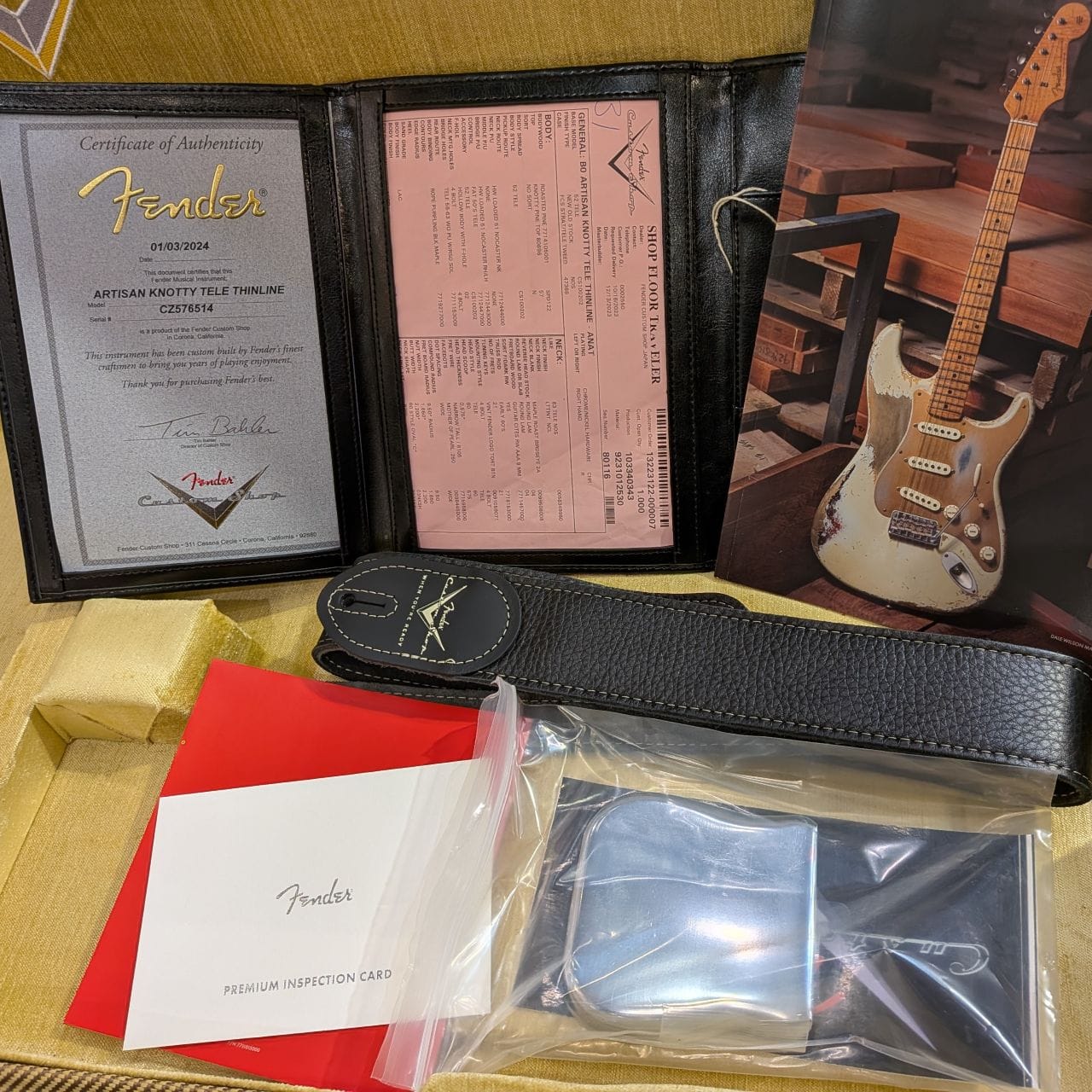 Artisan Knotty Pine Tele Thinline Aged Natural 2024: エレキギター