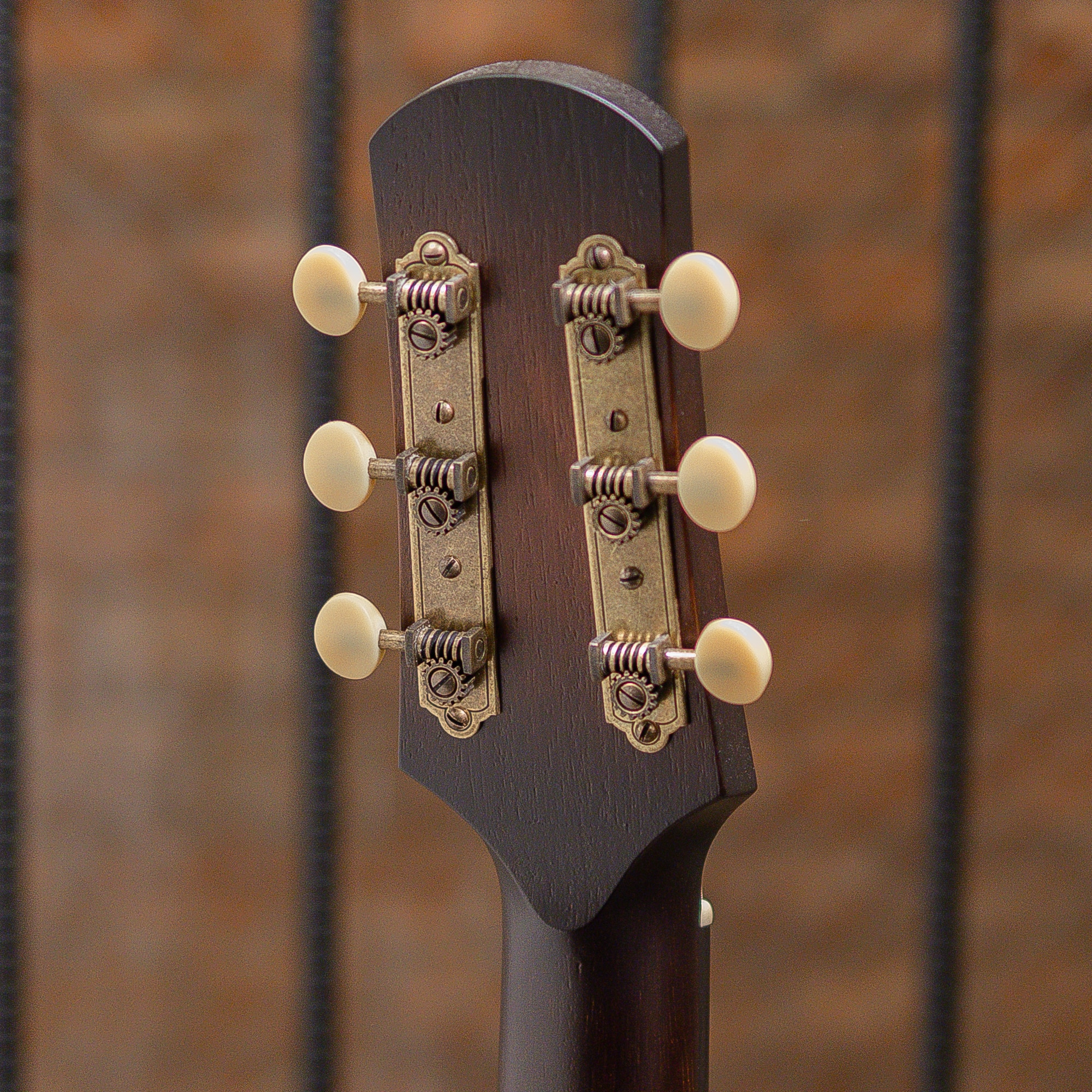 The BB Model Adirondack Spruce Tobacco Burst