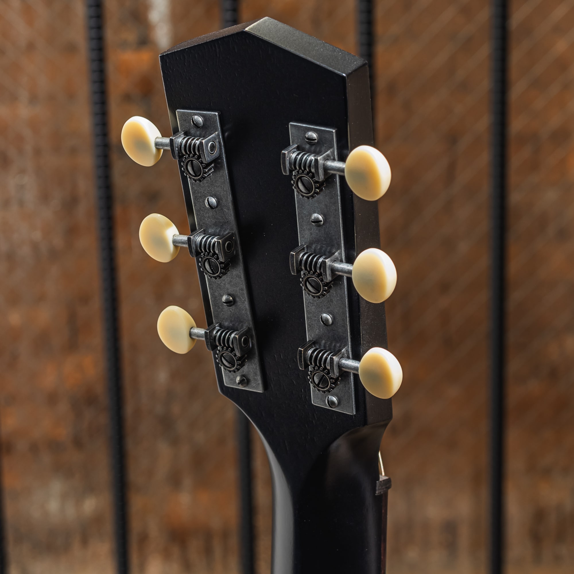 WL-14X Jet Black