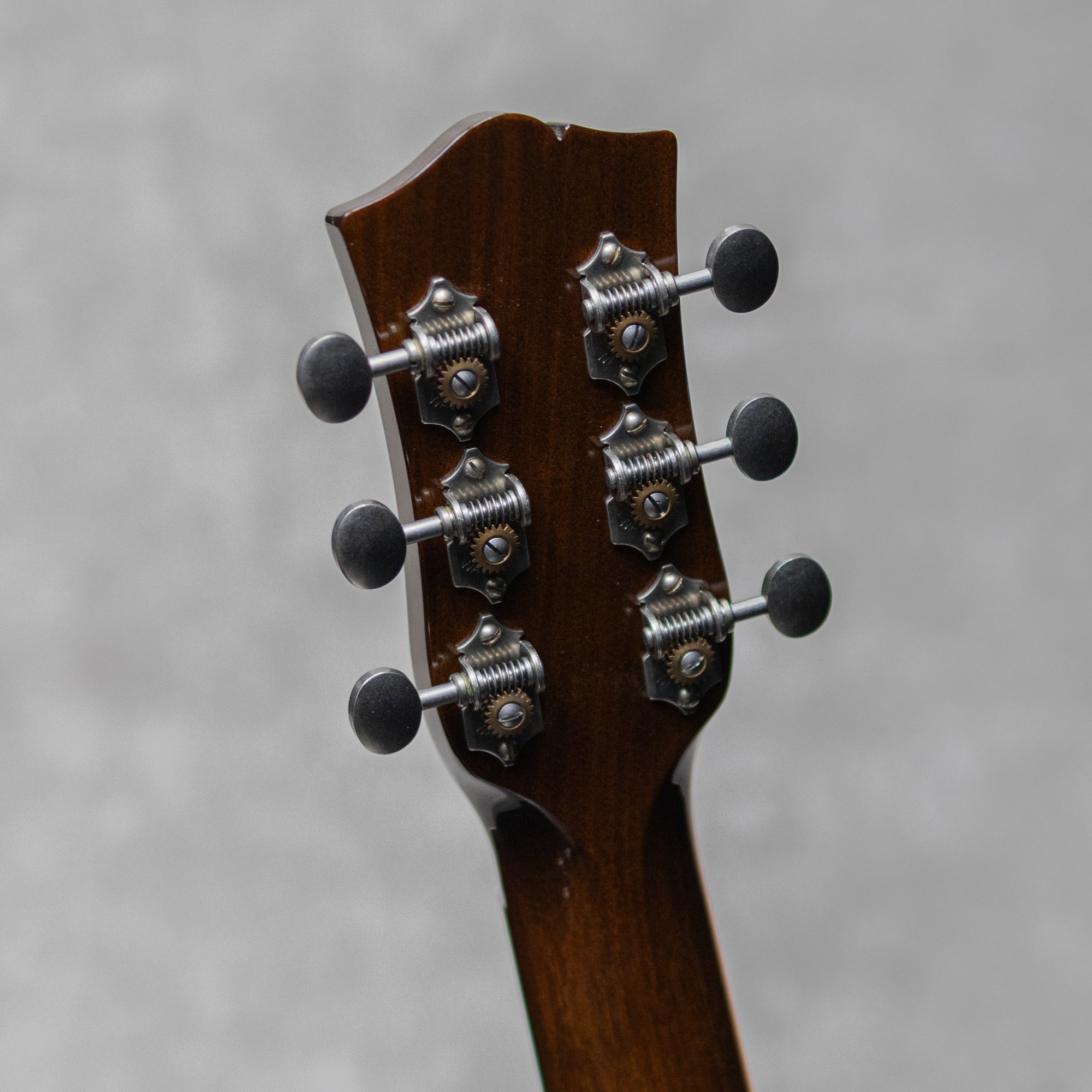 470JL Antique Blonde / 2023