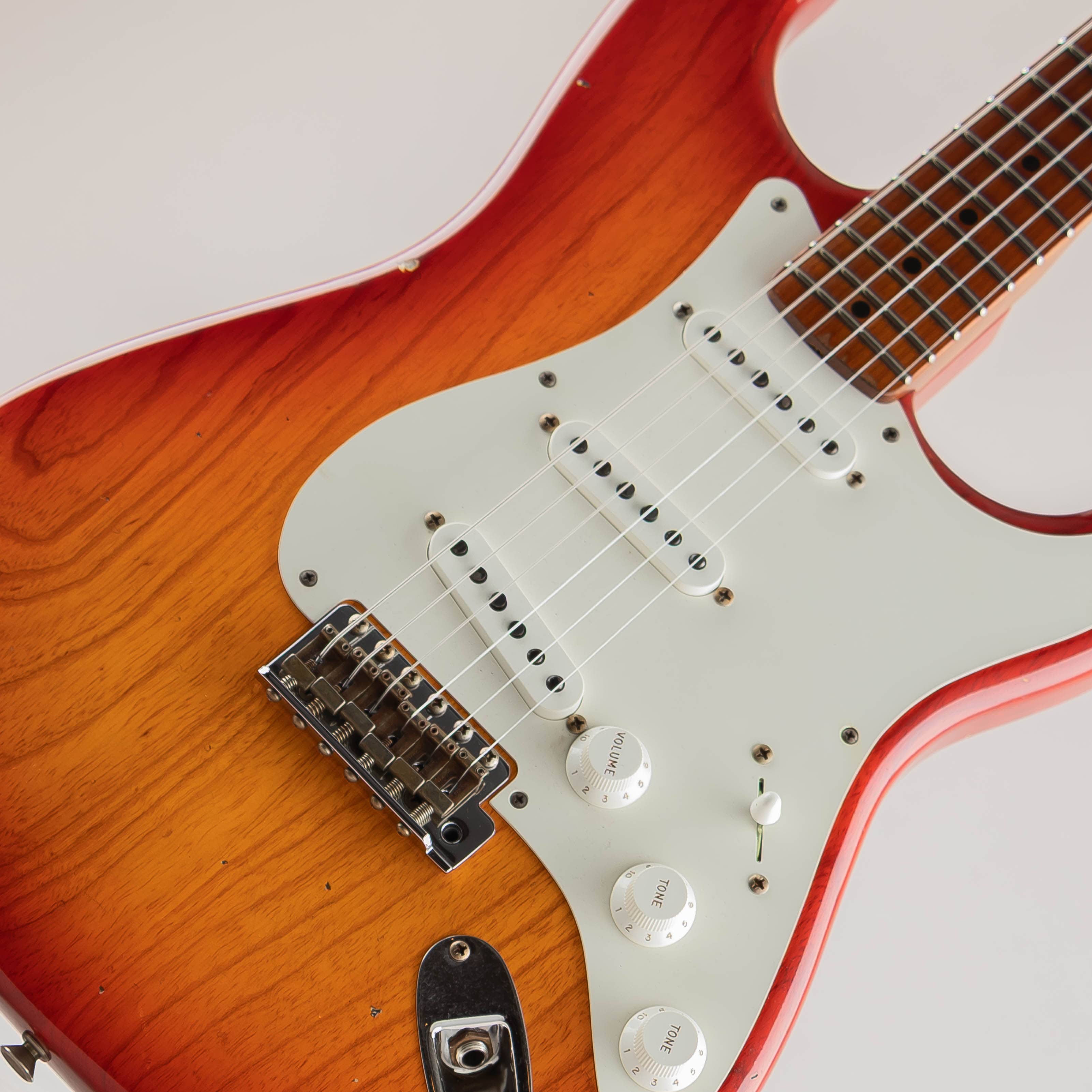 Limited 50s Dualmag II Stratocaster Relic/Aged Cherry Sunburst