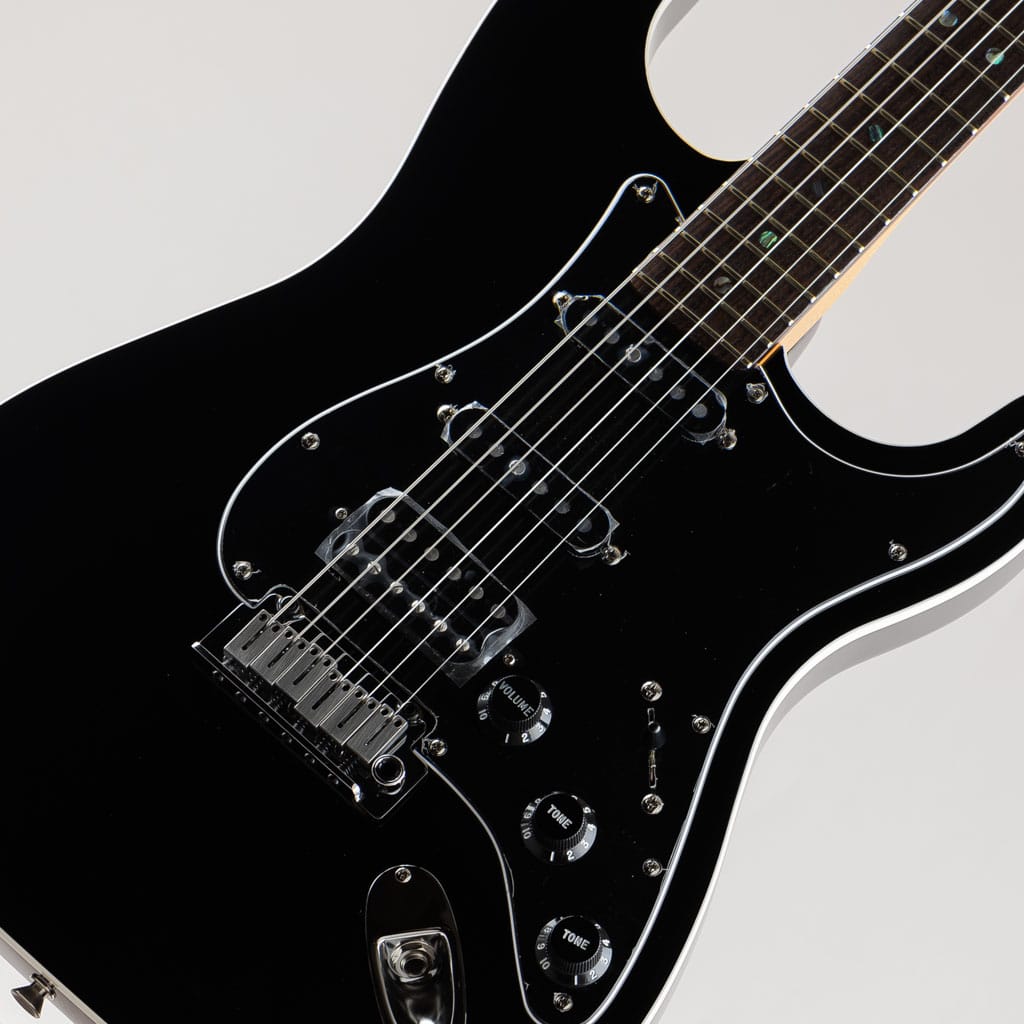 Made in Japan Limited Active Modern Stratocaster HSS, Rosewood Fingerboard, Black