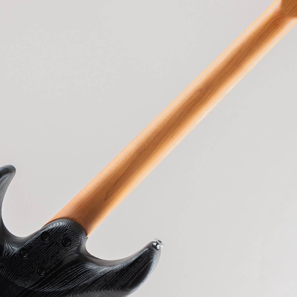 AZ2402AR / Coarse Grain Black Flat