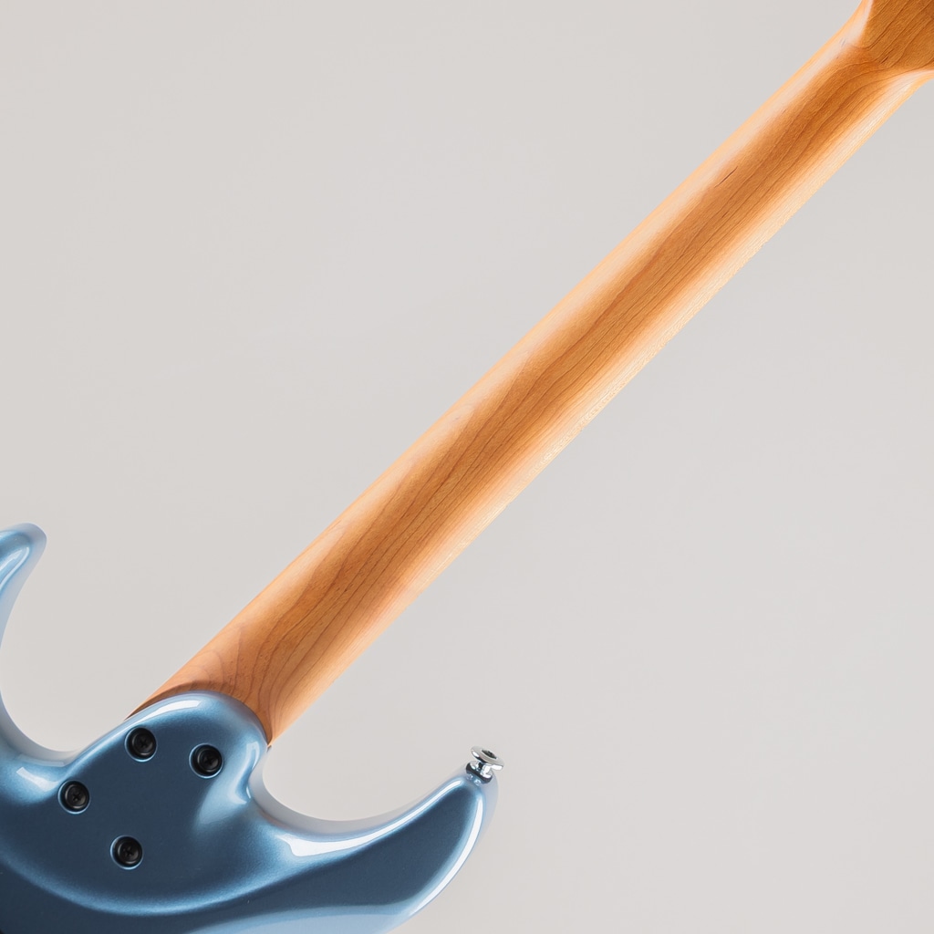 AZ2402 / Ice Blue Metallic