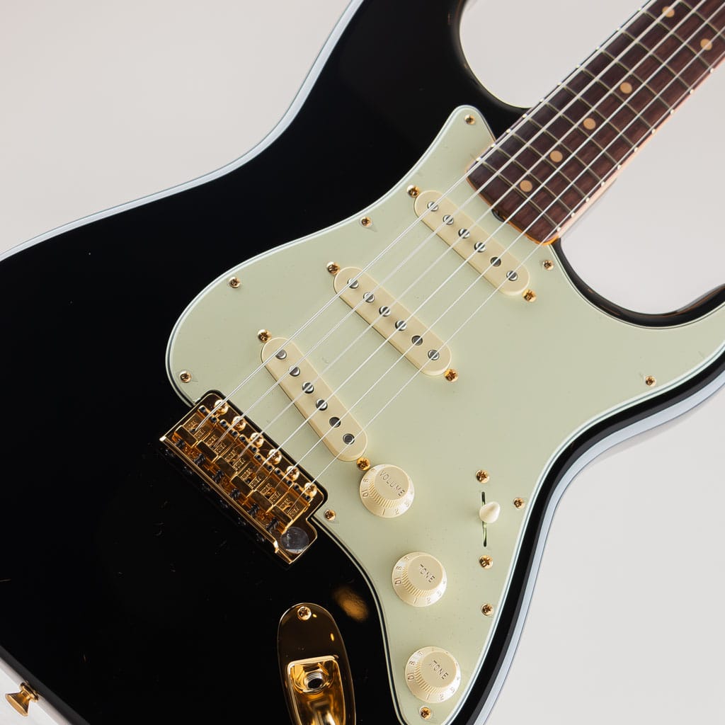 Limited Edition American Vintage II 1961 Stratocaster/Black&Gold Hardware/Rosewood Fingerboard