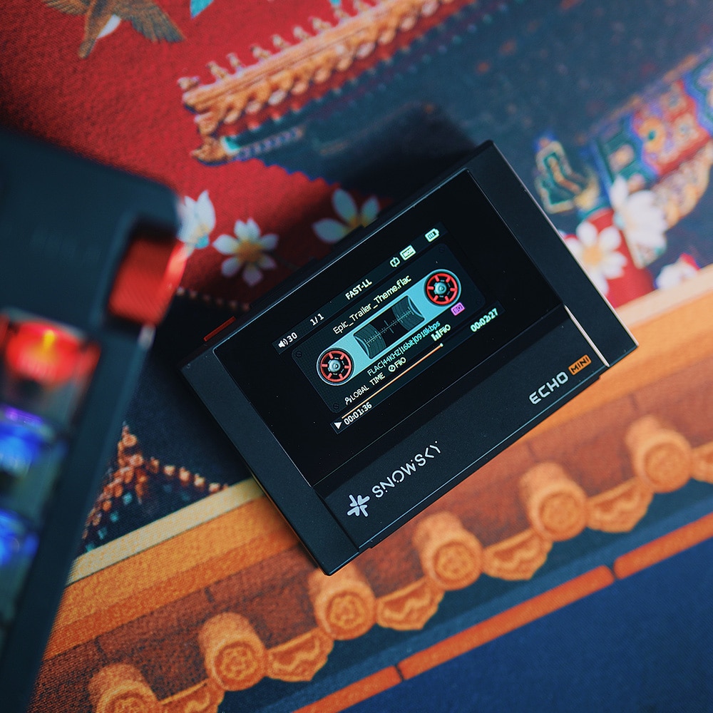 ロゴ入りクロスプレゼント》 FIIO デジタルオーディオプレーヤー