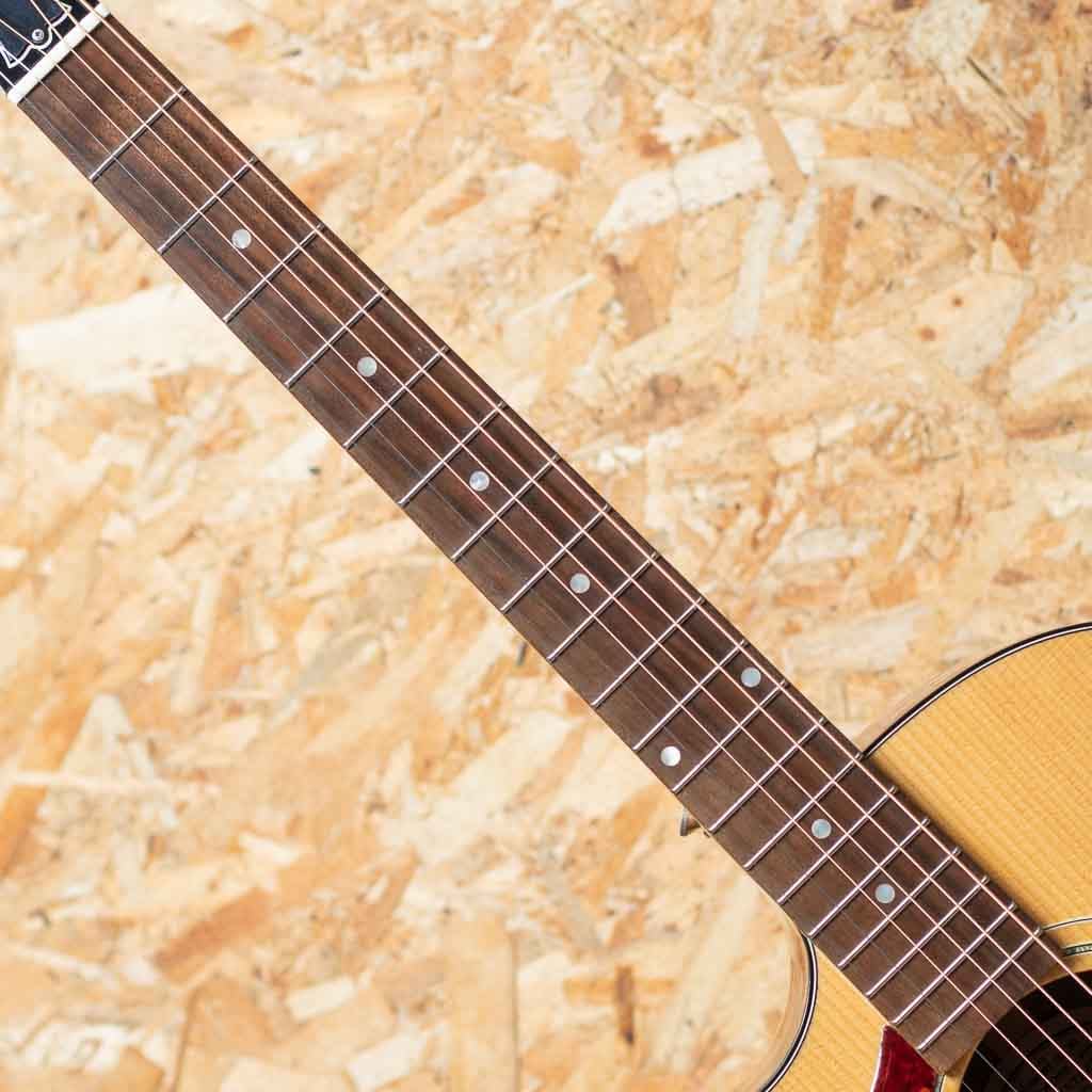 J-45 Walnut CEX AG LH 2017