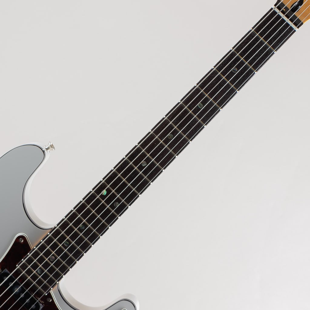 Made in Japan Limited Active Modern Stratocaster, Rosewood Fingerboard, Feather Gray