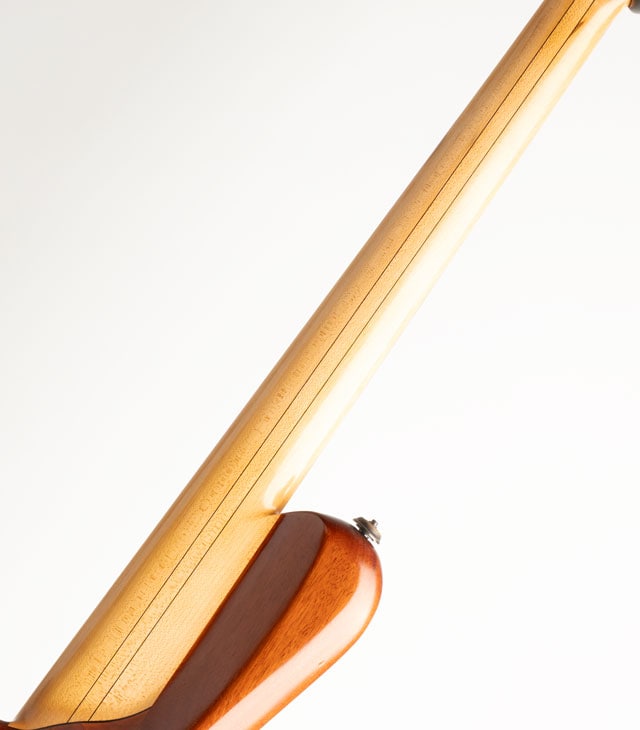 The Single Cut J Custom 33"