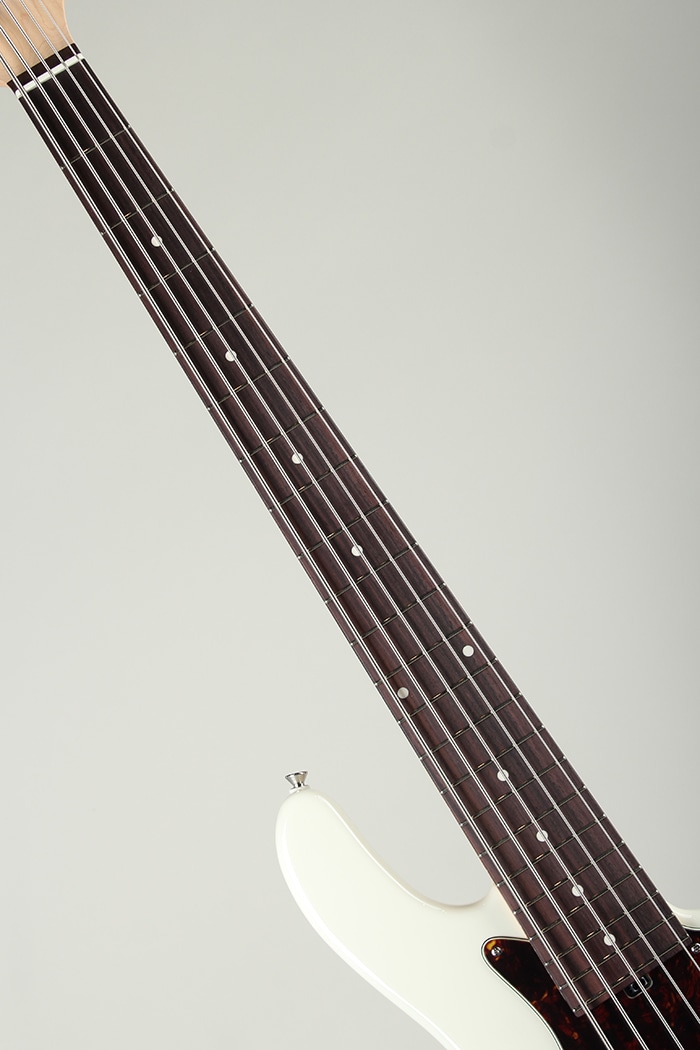 Hermes Series RV5 Olympic White