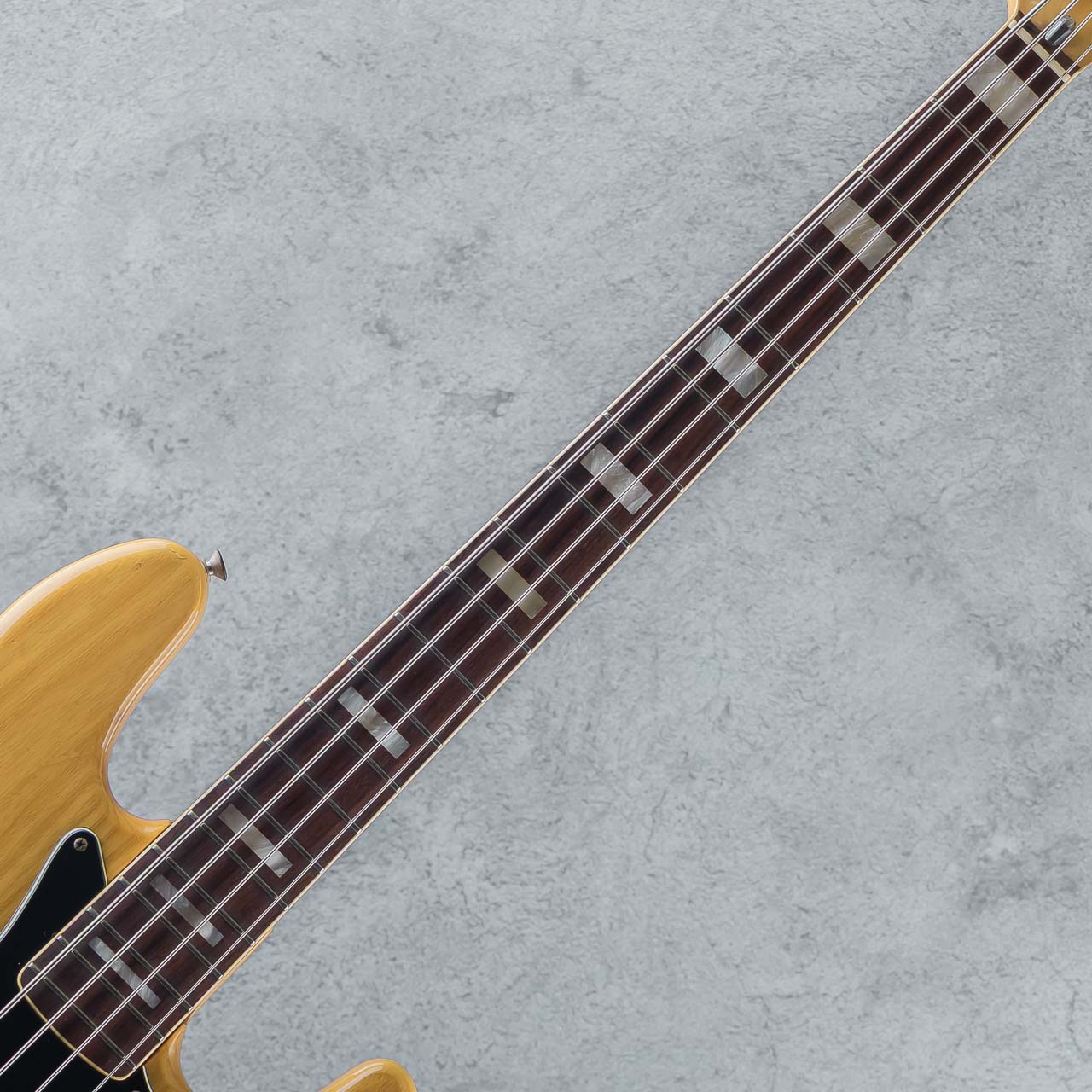 1980 Jazz Bass Natural: ベース｜三木楽器公式通販サイト