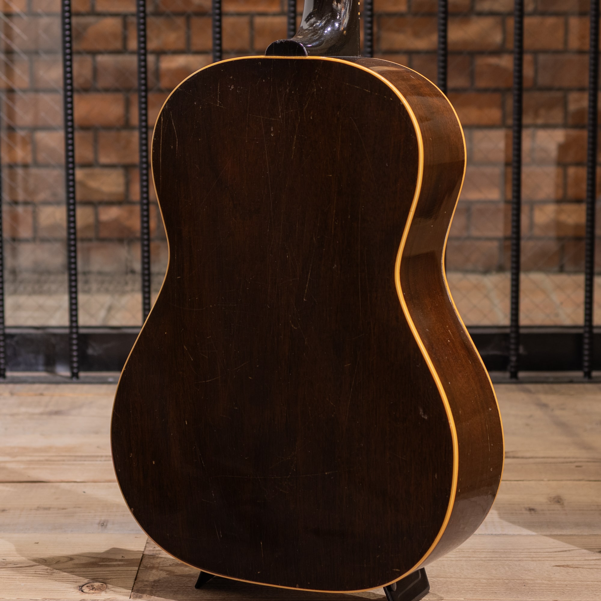 LG-2 / 1946