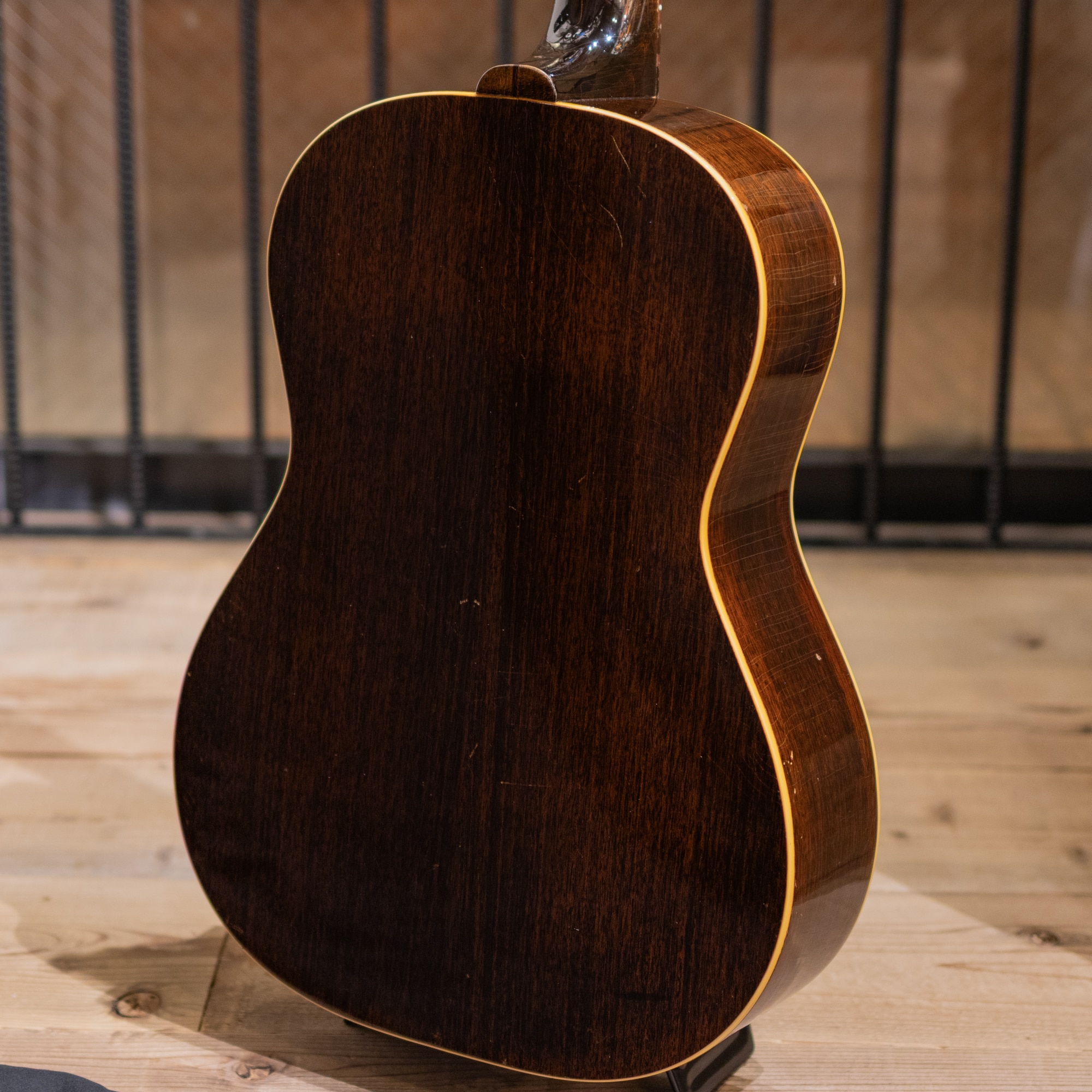 LG-2 Mahogany Top / 1944
