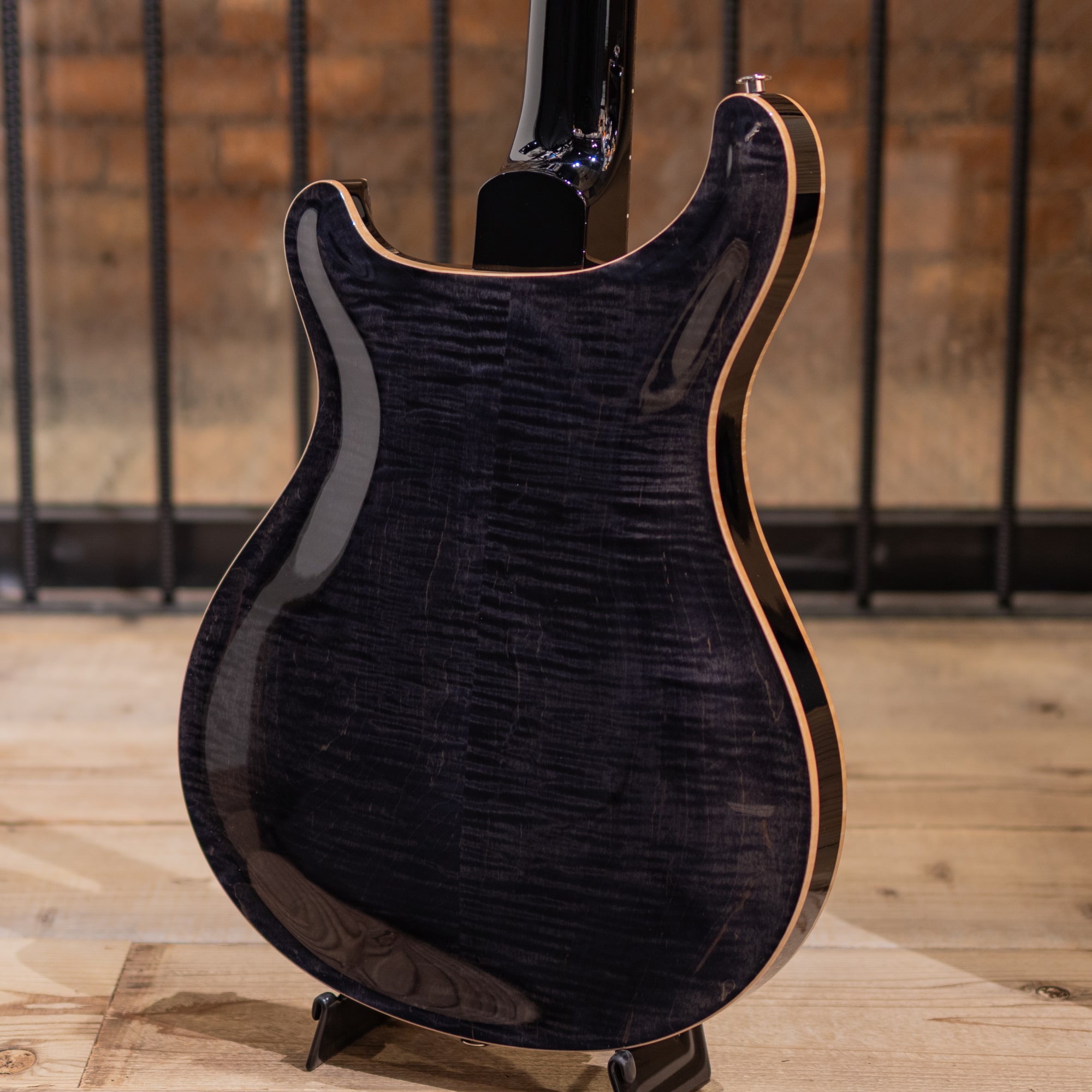 Hollowbody II Piezo Gray Black / 2025