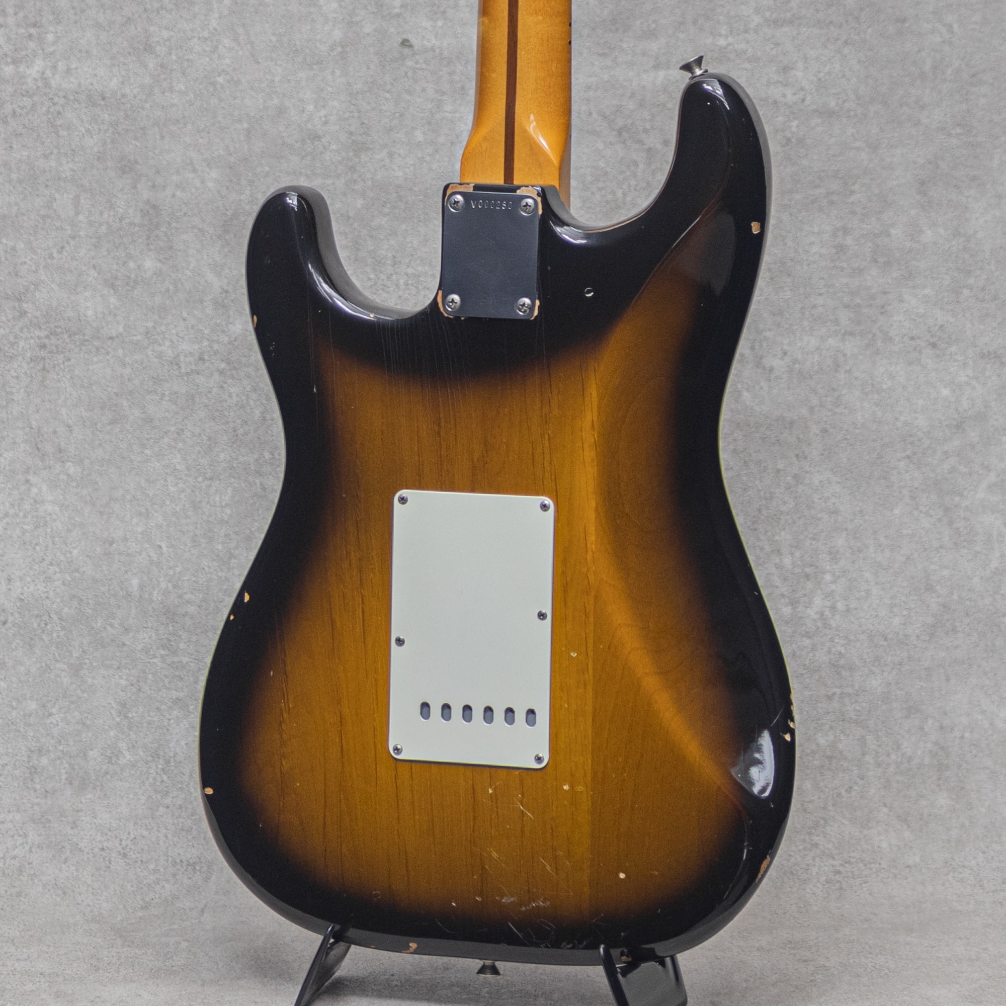 Vintage '57 Stratocaster Sunburst 2-Color Sunburst / 1982