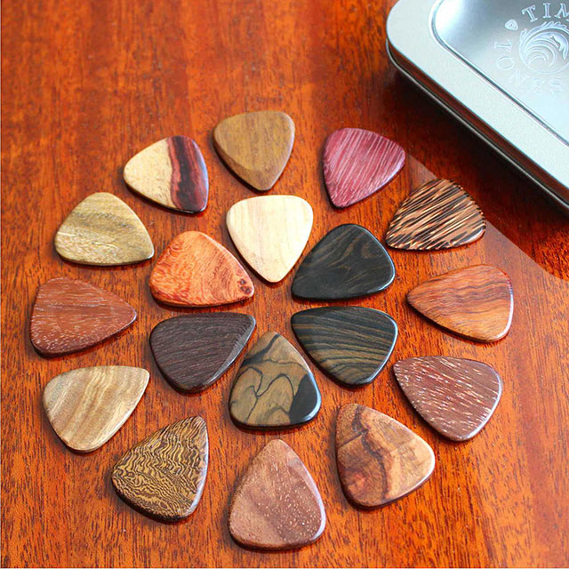 Timber Tones Gift Box入り18枚セット