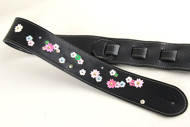 栃木レザー×ブラック