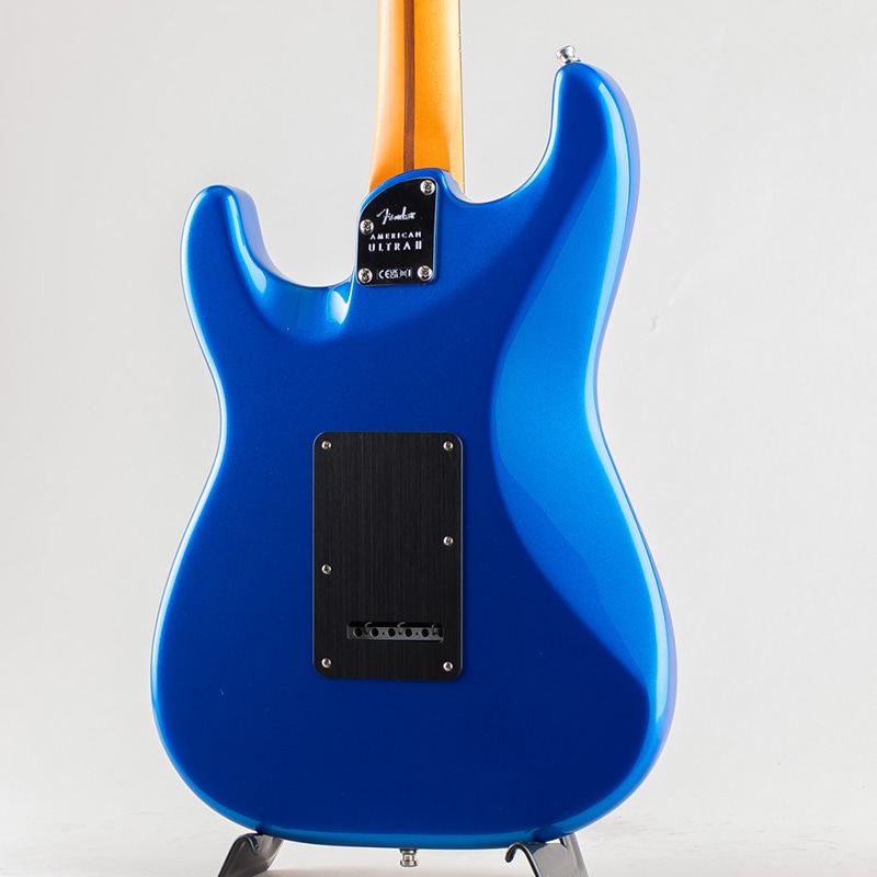 American Ultra II Stratocaster HSS/Noble Blue/Ebony Fingerboard